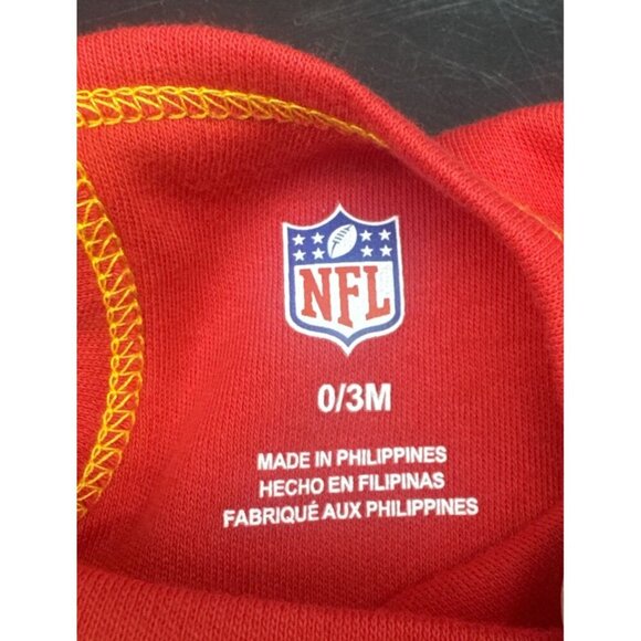 NFL KC Chiefs Love Baby Set Creeper Bib Booties Size 0-3 Months Kansas City NEW - Picture 5 of 11